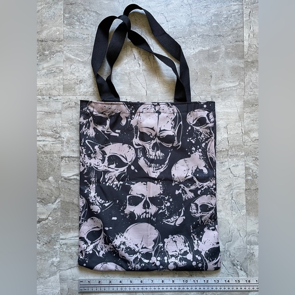 Gothic Skull Tote Bag - Picture 3 of 4
